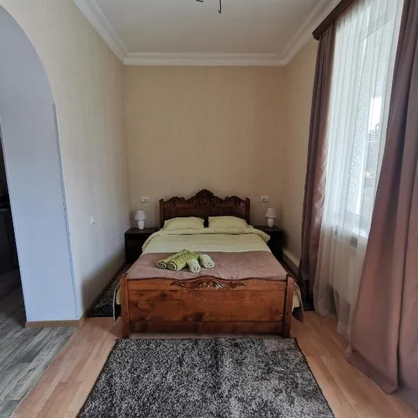 Grimis Villa, ξενοδοχείο σε Borjomi