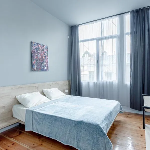 Cozy room in Old Tbilisi, in front of Wine Factory, hotel in Tbilisi City