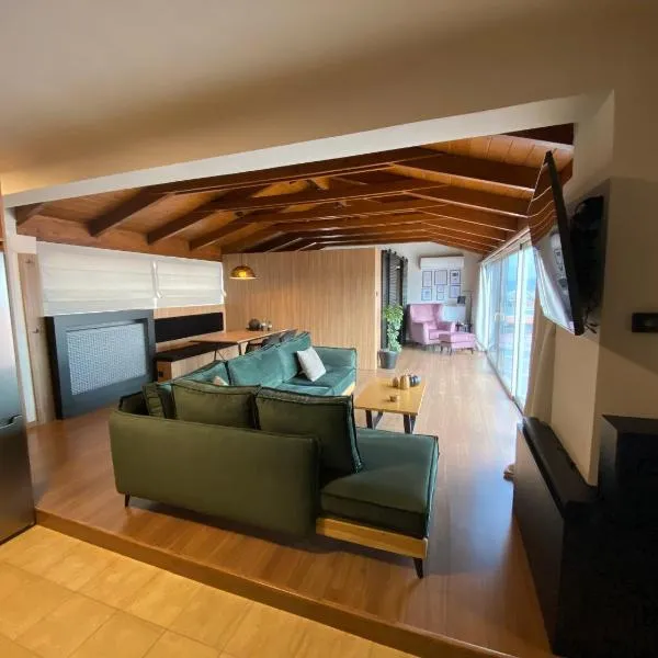 Apollon Loft, Hotel in Chalkida