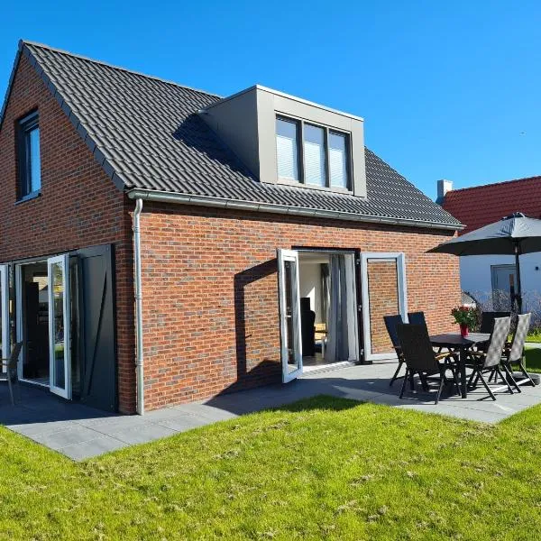 Bungalow 69 op Recreatiepark De Wielen, Hotel in Sint Maarten