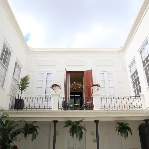 Nava Suites, hotel v destinaci La Laguna