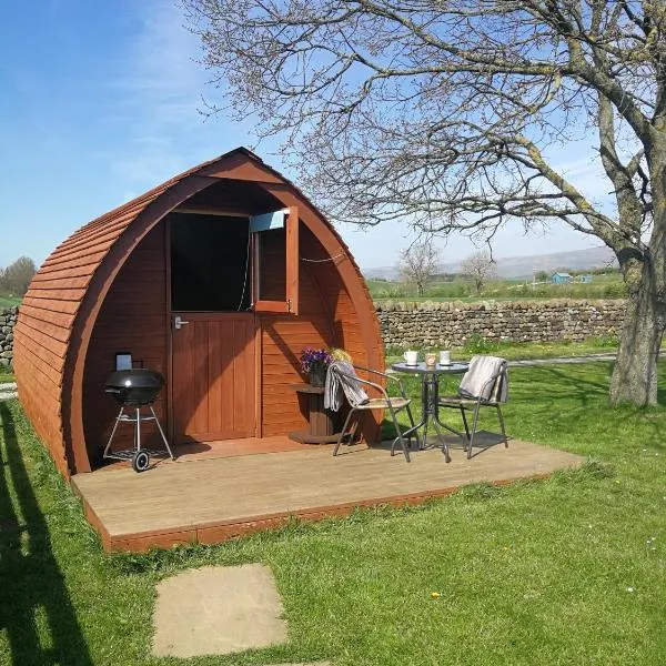 Sunny Mount Glamping Pod, hotell sihtkohas Long Marton