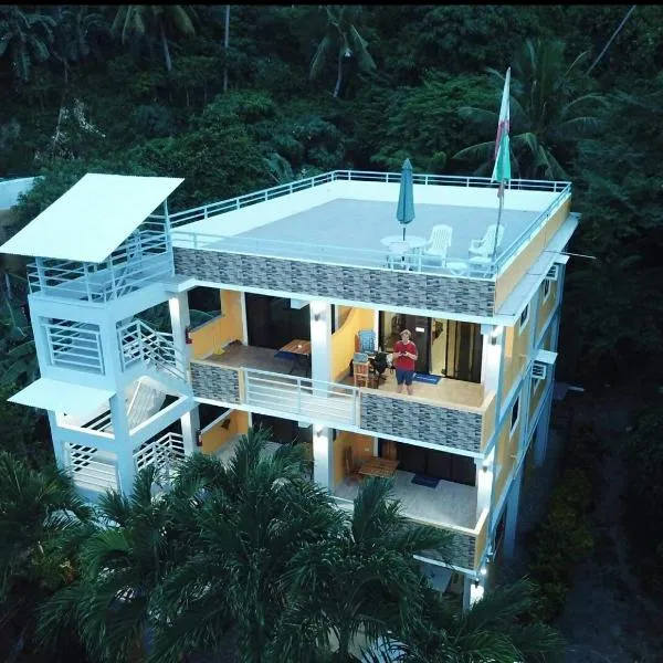 The Blue Pagong, Hotel in Puerto Galera