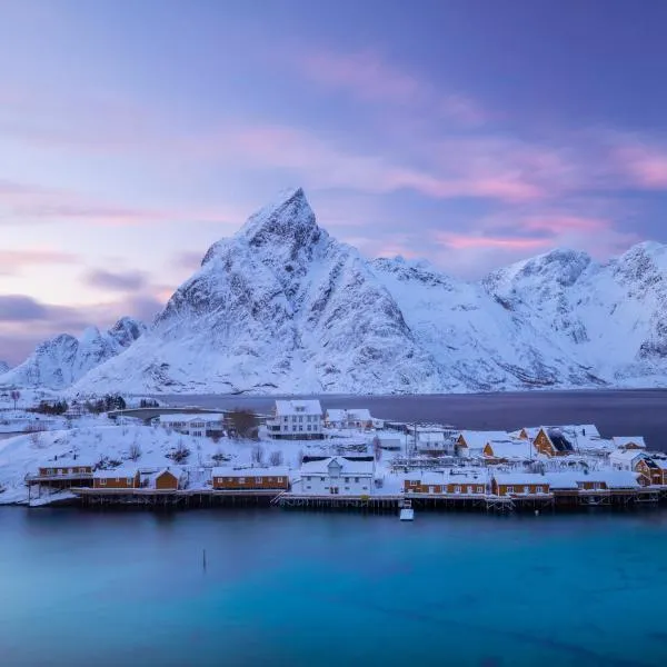 Sakrisøy Rorbuer, hotel em Reine