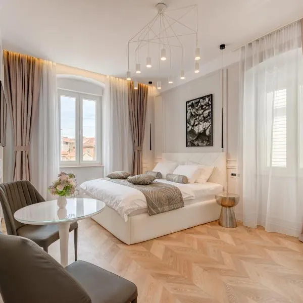 Luxury Rooms L'Avenue 2 Split, hotel ve Splitu