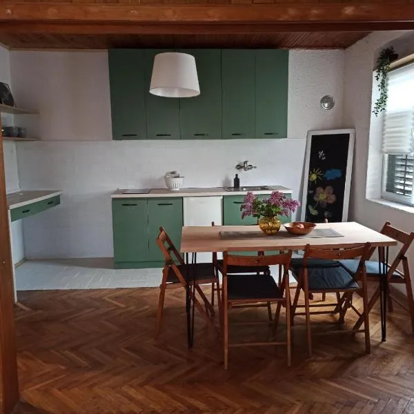 Apartman Unikat, hotel v mestu Gornja Toplica