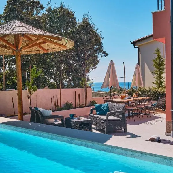 MEACres Sun, hotel em Miholašćica