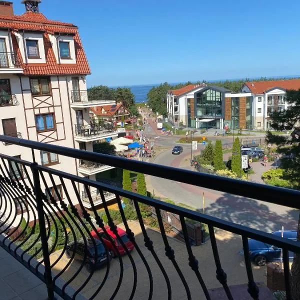 Apartament z widokiem na morze, hotel in Krynica Morska