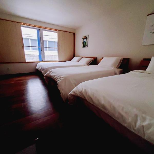 Rooms, Tokio