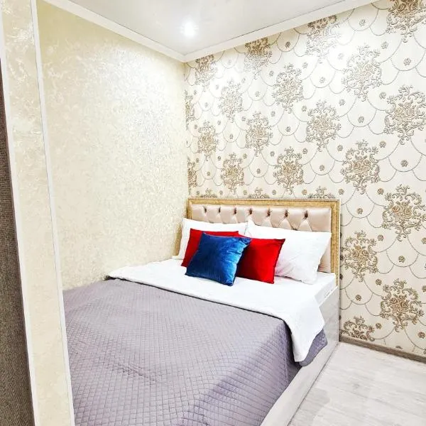 Абсолютно новая квартира класса ЛЮКС, hotel in Taraz
