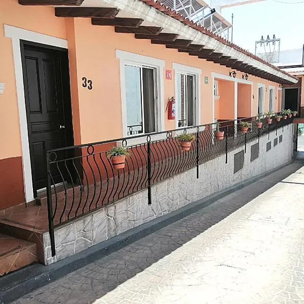 Hotel Aquiles, hotel in Guadalajara