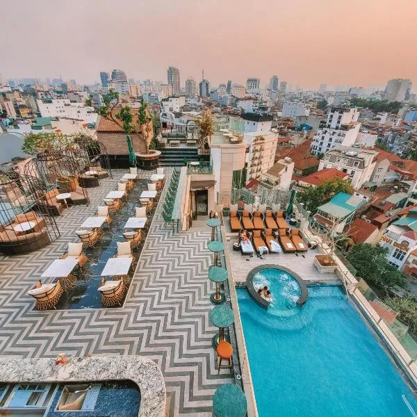 Peridot Grand Luxury Boutique Hotel、ハノイのホテル
