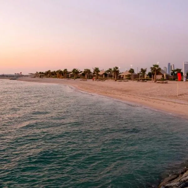 Bab Al Nojoum Hudayriyat Camp, hotel in Abu Dhabi