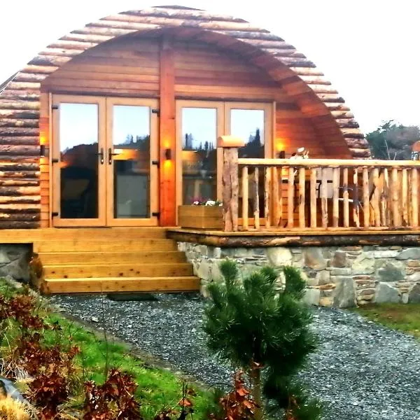 Tollymore Luxury log cabins, hotel en Newry