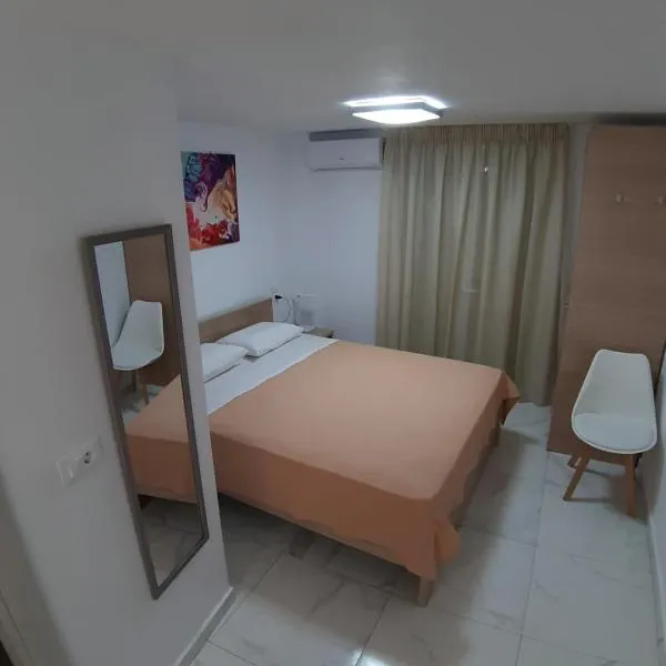 FANERO Guesthouse，位于凯里翁的酒店