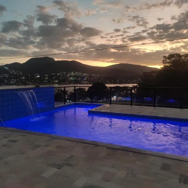Casa com vista incrível para o Lago de Furnas, hotel v destinaci Capitólio