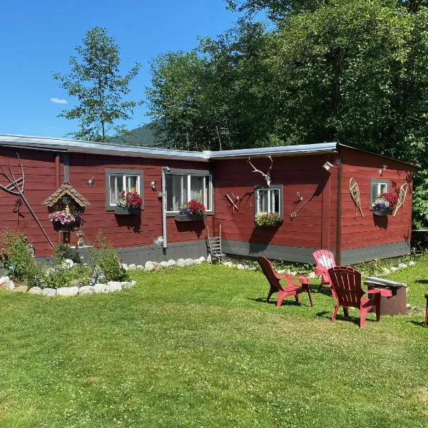 The Cabin, hotel in Stewart