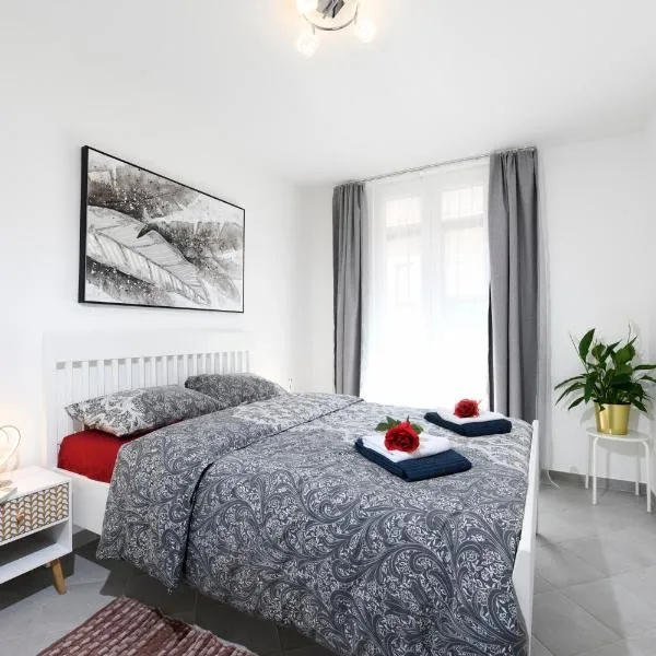 Aria Apartment - Free Parking, hotel in Bioggio