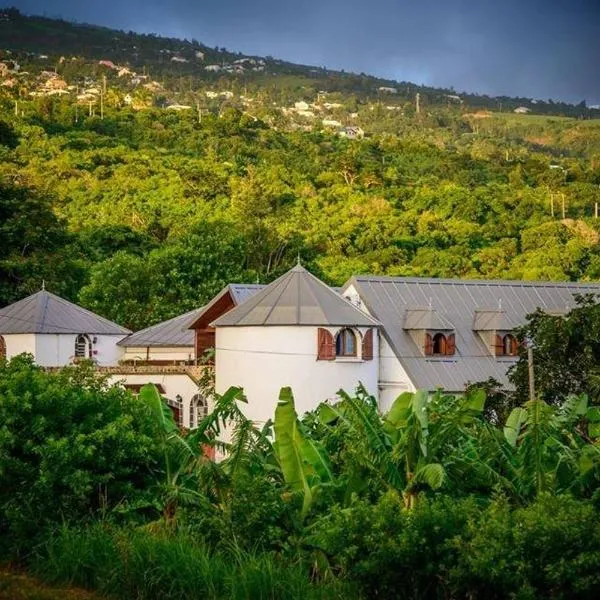 Ferme Equestre des Avirons, hôtel à Les Avirons