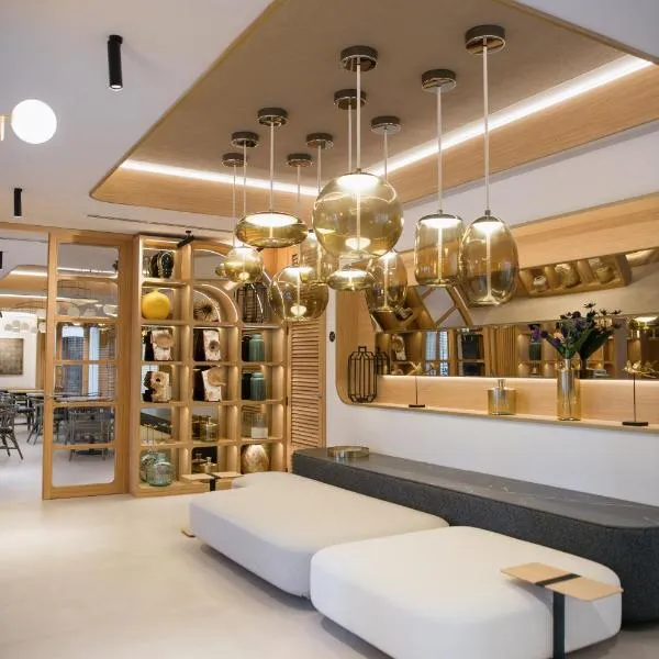 MYR Puerta Serranos，位于瓦伦西亚的酒店