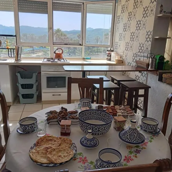 bel appart refait à neuf sur Tamouda Bay Tétouan,弗尼迪克的飯店
