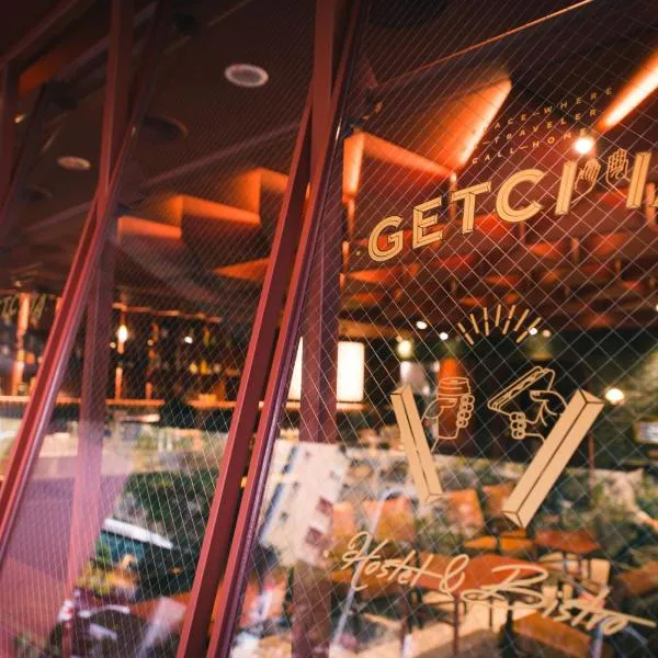 Getcha Hostel, hotel in Taichung