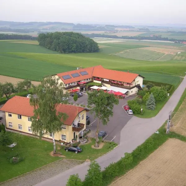 Pension Weinbauer, hotel in Hofkirchen im Traunkreis