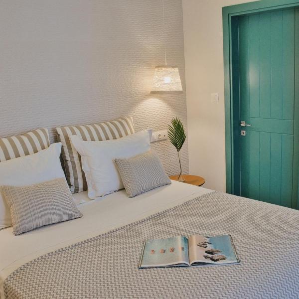Aeolia suites