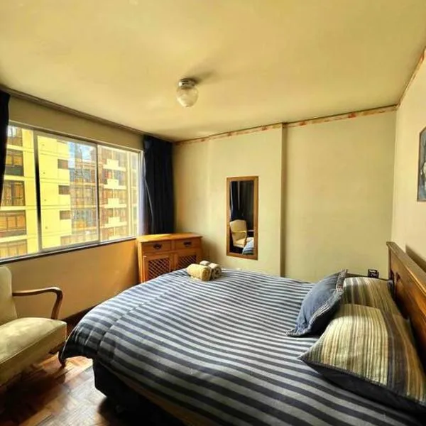 Departamento acogedor en la mejor zona de La Paz, hotel in La Paz