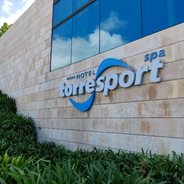 Hotel Torresport, ξενοδοχείο σε Torrelavega