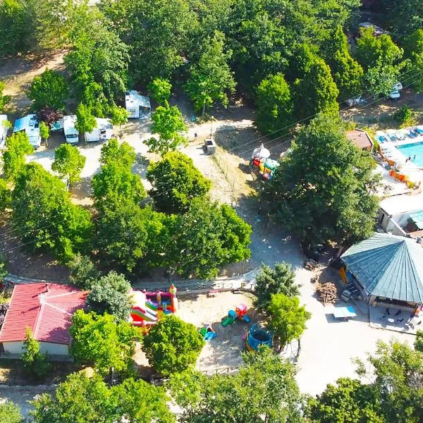 Camping Village la Verna, hotel v destinaci Chiusi della Verna