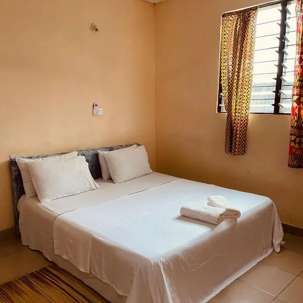 Wli Waterfalls Inn, hotel v destinaci Wli Afegame