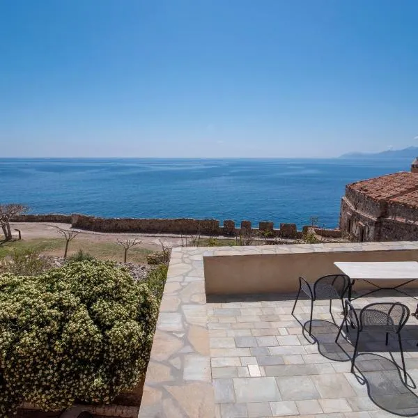Goulas Traditional Guesthouse, hotel in Monemvasia