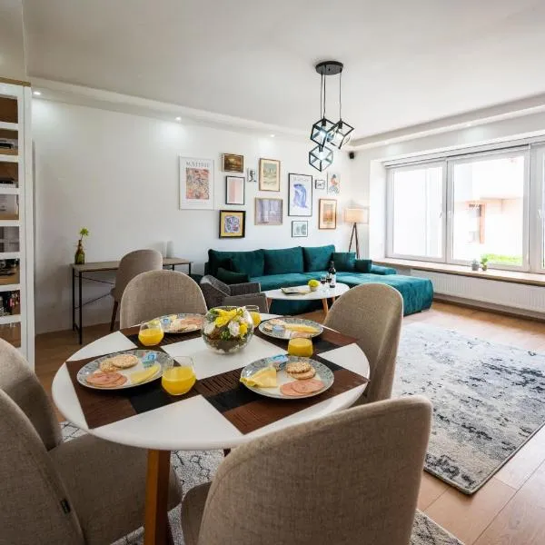 Spacious and Bright 2BDR Apartment in the Old Town, hôtel à Sarajevo