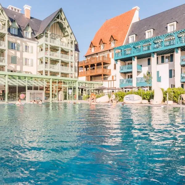 Résidence Pierre & Vacances Premium Presqu'Ile de la Touques, ξενοδοχείο στο Ντοβίλ