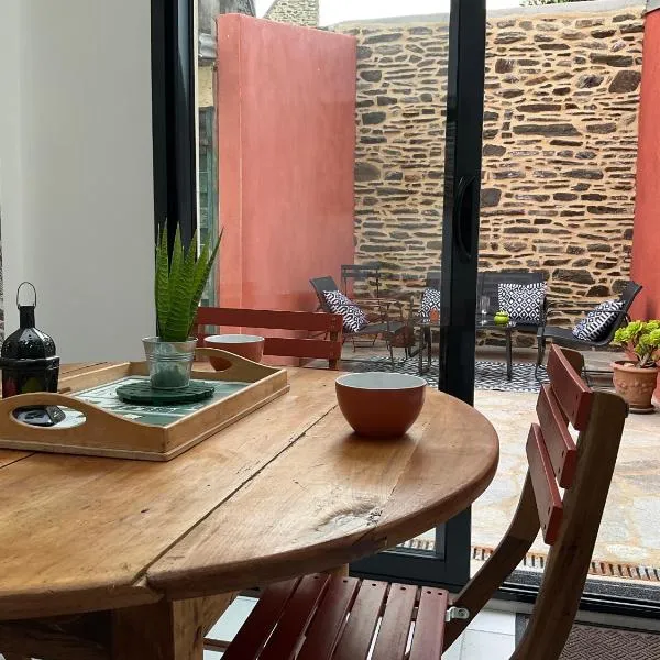 LA MAISON DU PORT, hôtel à Plérin