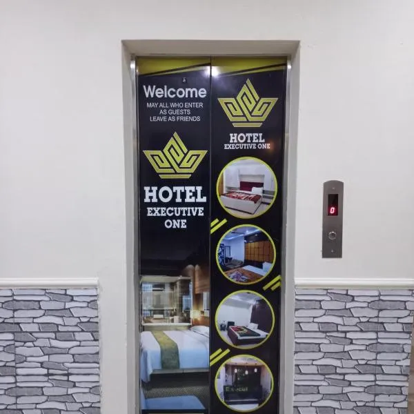 Hotel Executive One, hotel in Multan