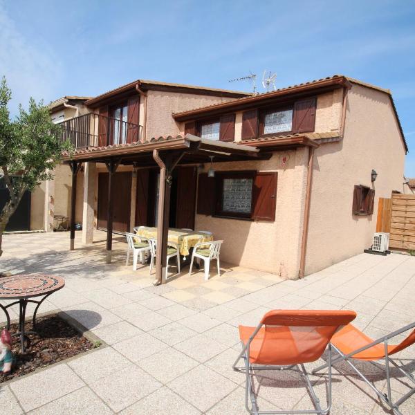 Domaine de vacances à 600m de la plage villa climatisée WIFI 3 chambres 7 couchages animations et piscines en supplément - LRTAMW29