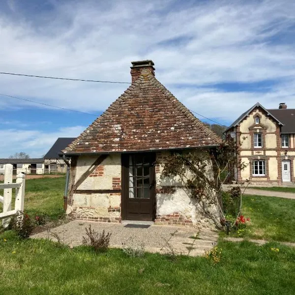 Tiny house du Haras Cour Lozey、Sainte-Marguerite-des-Logesのホテル
