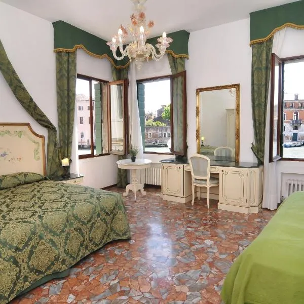Smeraldo apartment Grand Canal 1566C, hotel in Venice