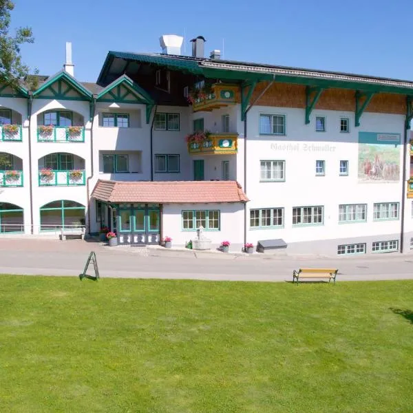 Voralpenhotel Schmoller, hotel v destinaci Sankt Georgen im Attergau