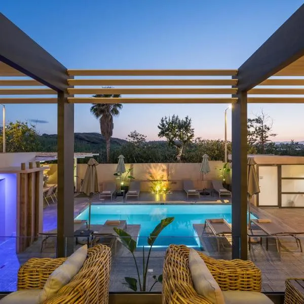 Sea & City Apartments, hotel a Chania