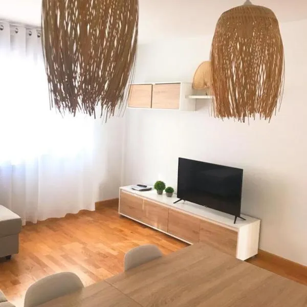 Apartamento con piscina Navarrete、ナバレテのホテル