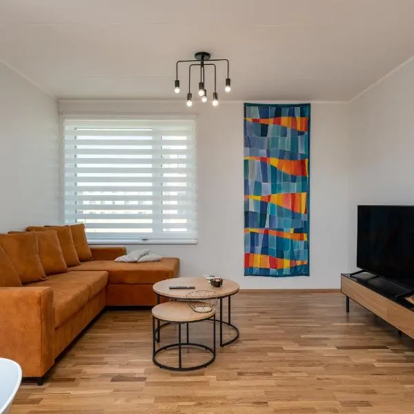 CITYGATE APARTMENT WITH SUN BALCONY, hotel v destinaci Tartu