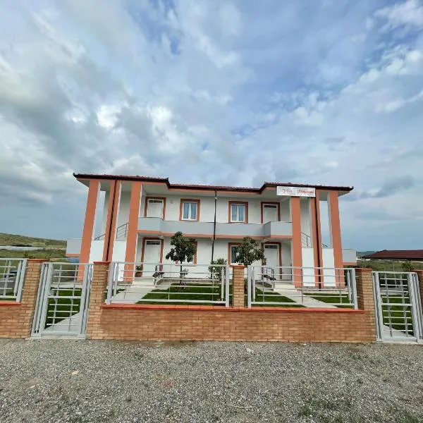 Vila Kokoneshi, hotel in Divjakë