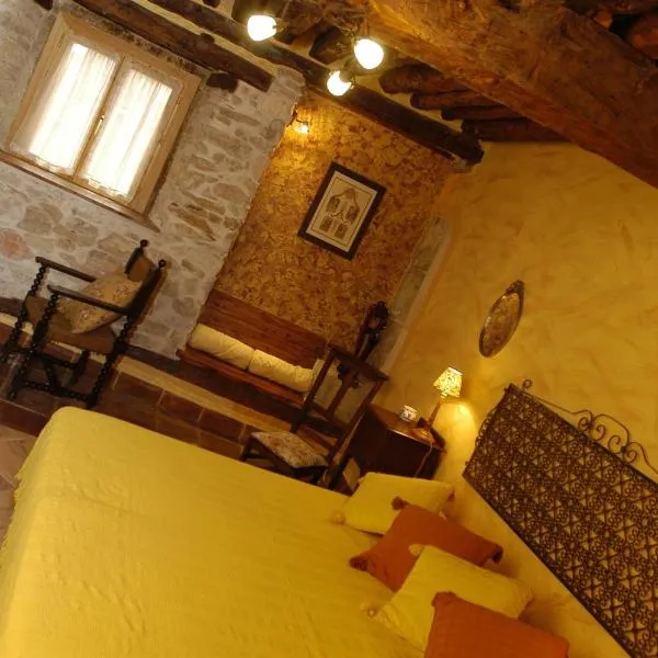 La Posada de Tamajon, hôtel à Tamajón