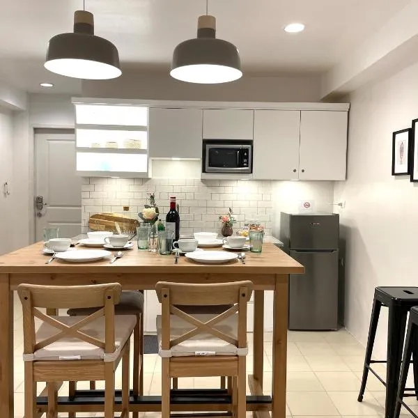 CRIB 227: Modern Fresh Vibe Condo, hotel in Olongapo