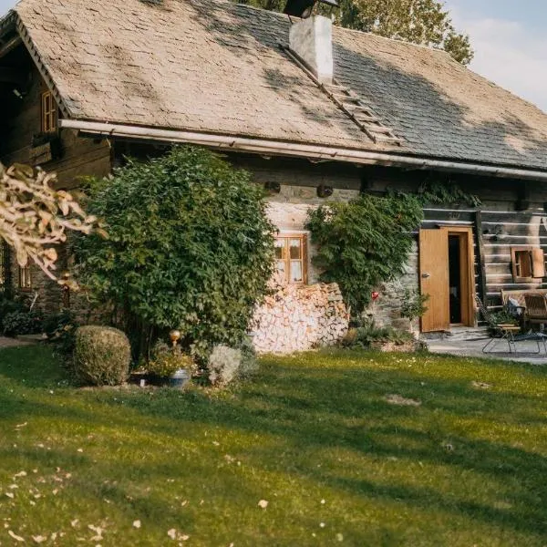 Almchalet bei Pörtschach, hôtel à Obergöriach