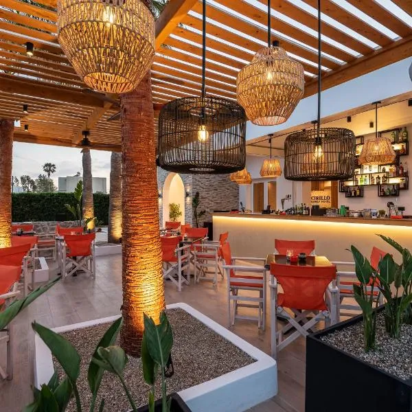 Cirillo Family Hotel-Christinas Studios, hotel sa Mastichari