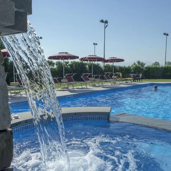 Park Hotel La Pineta、Mulazzoのホテル